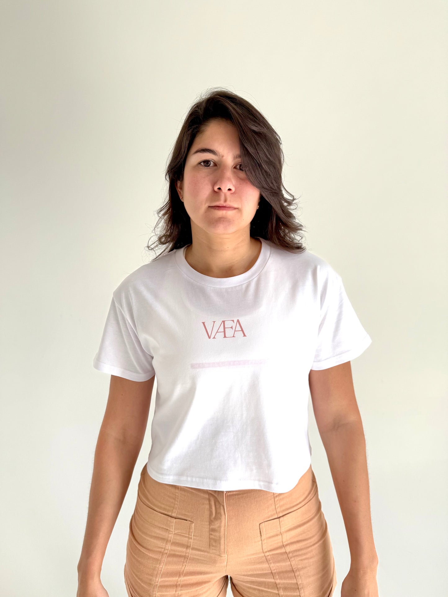 VÆA Crop Tee – White | Harvest Rose Logo