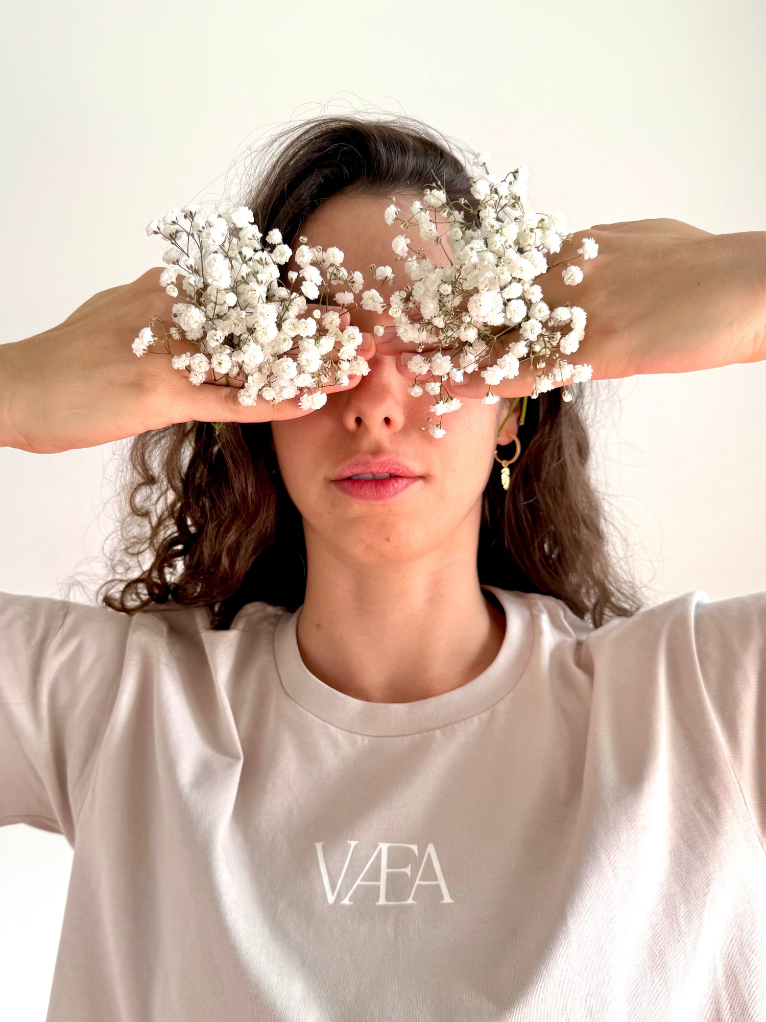 VÆA Collection
